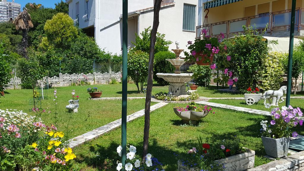 Apartments Paradiso Pula Exterior photo